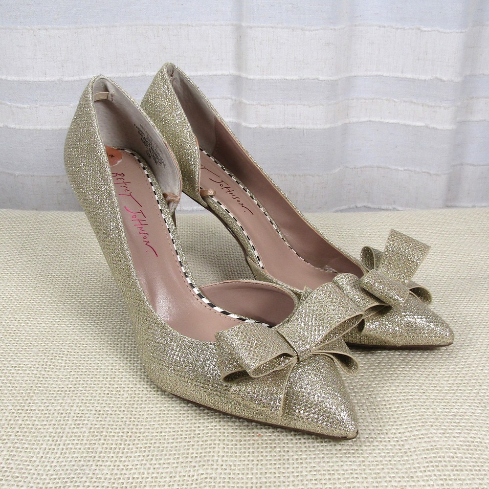 Betsey Johnson Relay D'Orsay Pumps in Gold - 7.5